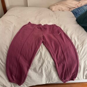 Women’s Nike Magenta Sweatpants